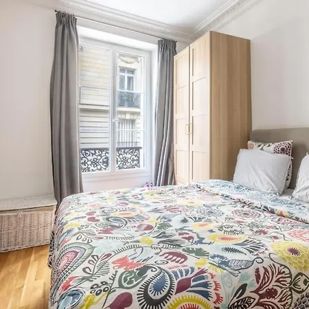 Apartment Elegant Au Coeur Du 8eme Arrondissement Paris