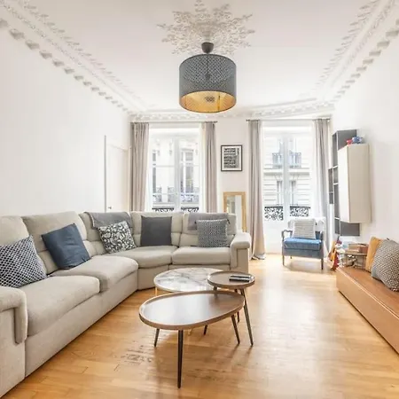 Apartment Elegant Au Coeur Du 8eme Arrondissement